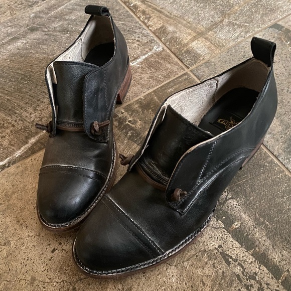 FreeBirds| Size 8| Mabel| Black| NWOB. - Picture 2 of 10